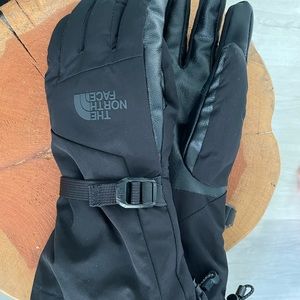North Face Women’s Montana E-tip Gloves (Black)